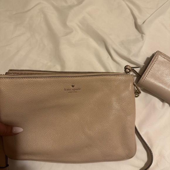 kate spade Handbags - Kate Spade Purse & Wallet
